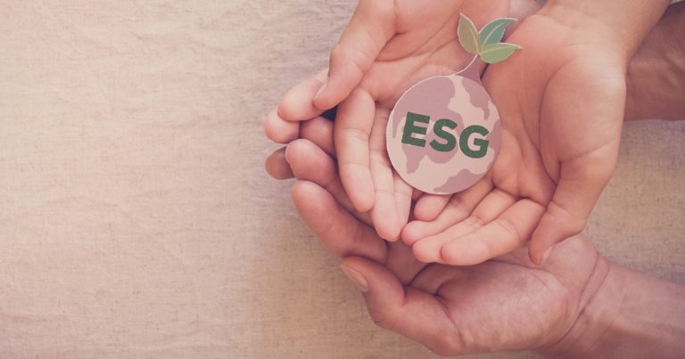 ESG-Texto-sobre-o-S-em-ESG-Reuso-de-Agua_-Eficiencia-Energetica-e-EuReciclo.jpg.pagespeed.ce.yT7XKfxh_-